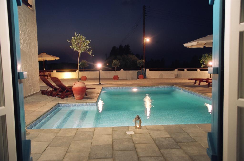 Votsalo Villa ポモス 部屋 写真