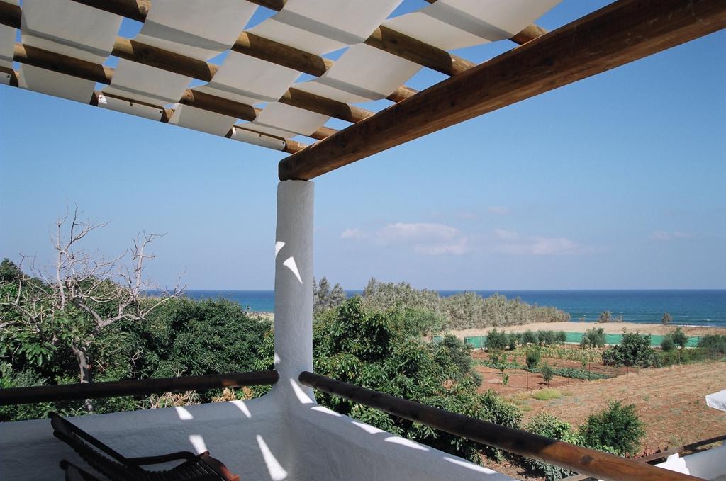 Votsalo Villa ポモス 部屋 写真