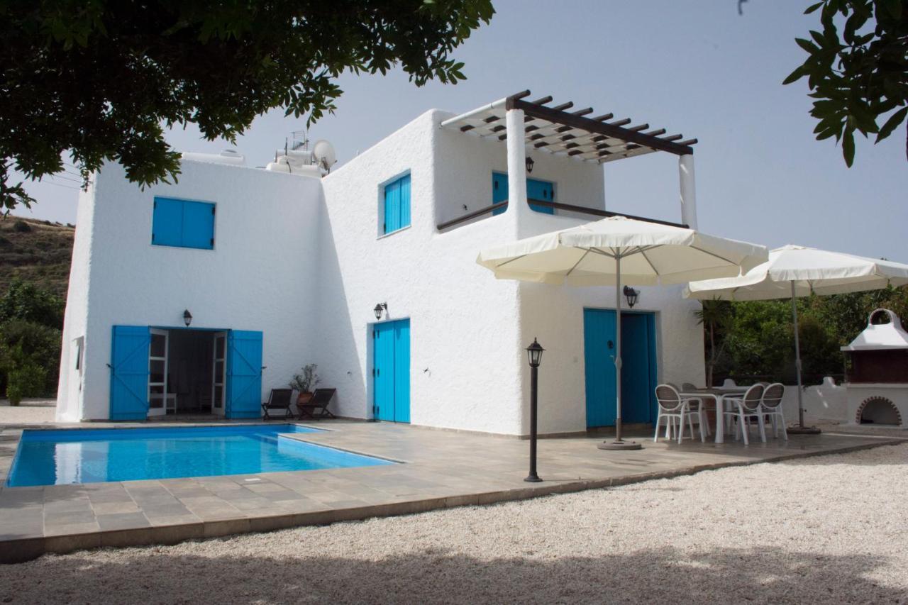 Votsalo Villa ポモス エクステリア 写真